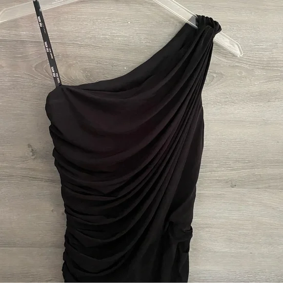 !BUNDLE! Tadashi Shoji One Shoulder Ruched Dress - Picture 2 of 5